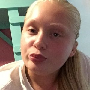 Meet your Posher, Haley